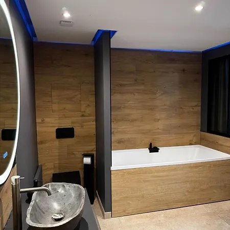Loft Cocoon Spa Nimes Exterior photo